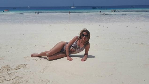 Anca Țurcașiu, în costum de baie la 46 de ani! Cum arată cântăreața în plină iarnă 429293