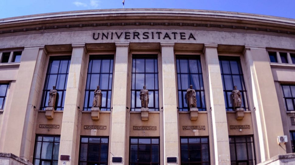 Facultatea de Drept a Universităţii Bucureşti a renunţat la lucrarea de licență