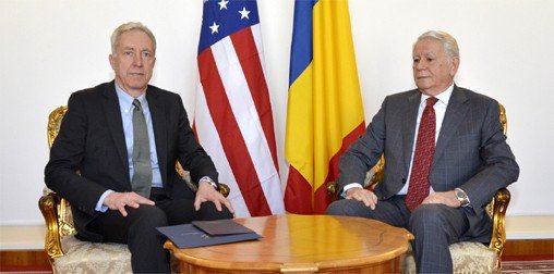 Teodor Meleșcanu i-a cerut ambasadorului SUA să aibă un dialog direct, nu prin presă, cu autorităţile guvernamentale române