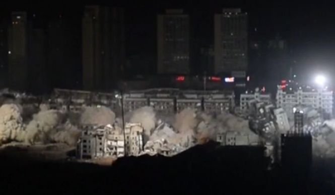 Operațiune de demolare în centrul Chinei. 19 clădiri au fost dărâmate în doar 10 secunde - VIDEO