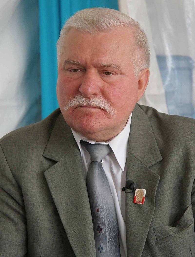 Experți: Fostul președinte polonez Lech Walesa a făcut poliție politică