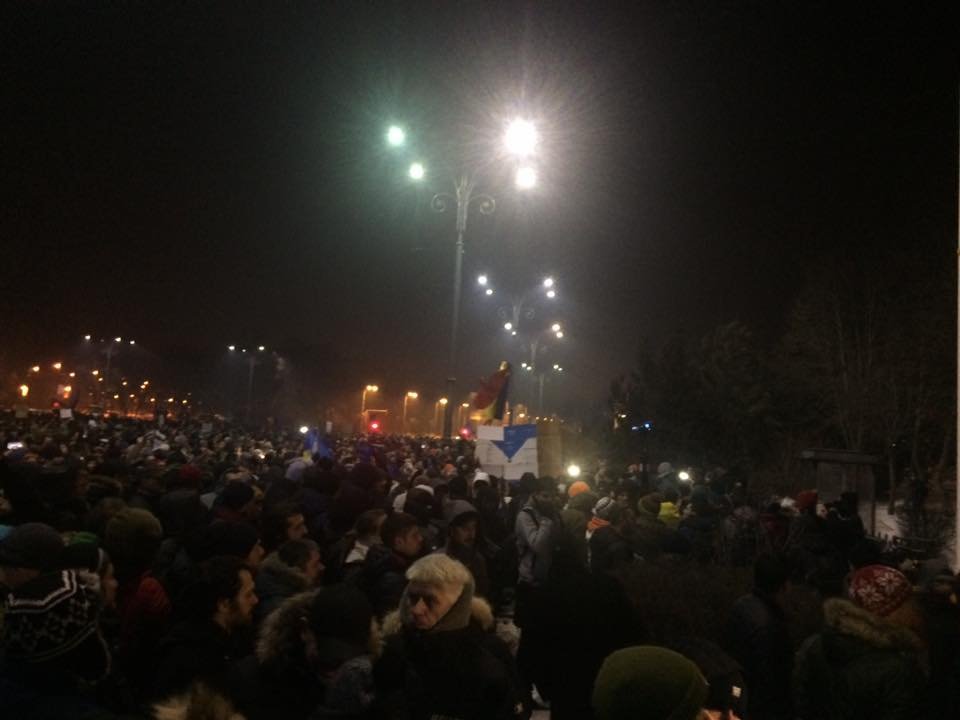 Jandarmeria Română: Deocamdată situația este calmă și vrem să transmitem un mesaj la manifestație pașnică