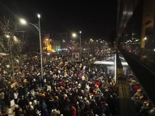 Bulgarii ies în stradă duminică în semn de solidaritate cu românii 
