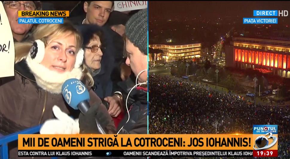 Cele mai spectaculoase imagini de la protestele din Piața Victoriei FOTO 432608