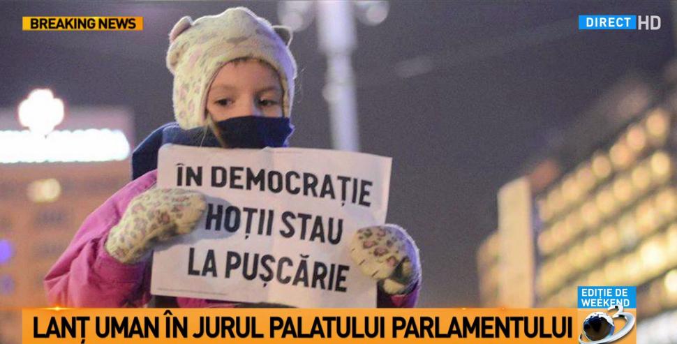 Cele mai spectaculoase imagini de la protestele din Piața Victoriei FOTO 432611