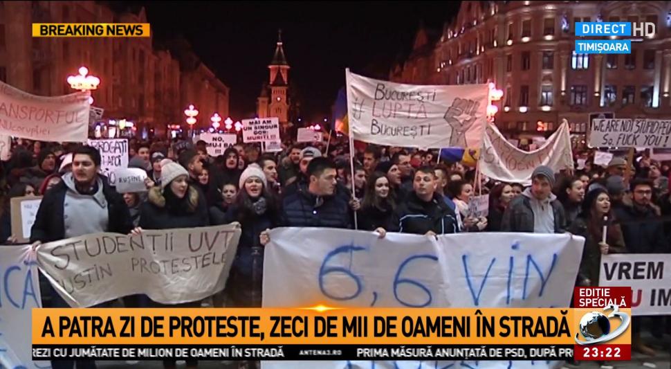 Cele mai spectaculoase imagini de la protestele din Piața Victoriei FOTO 432636