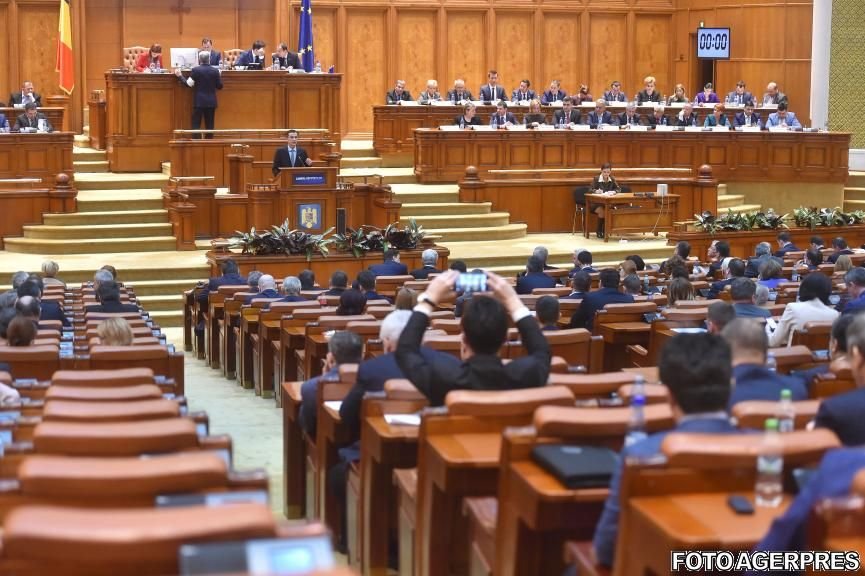 Moțiunea de cenzură împotriva Guvernului Grindeanu a fost respinsă de Parlament
