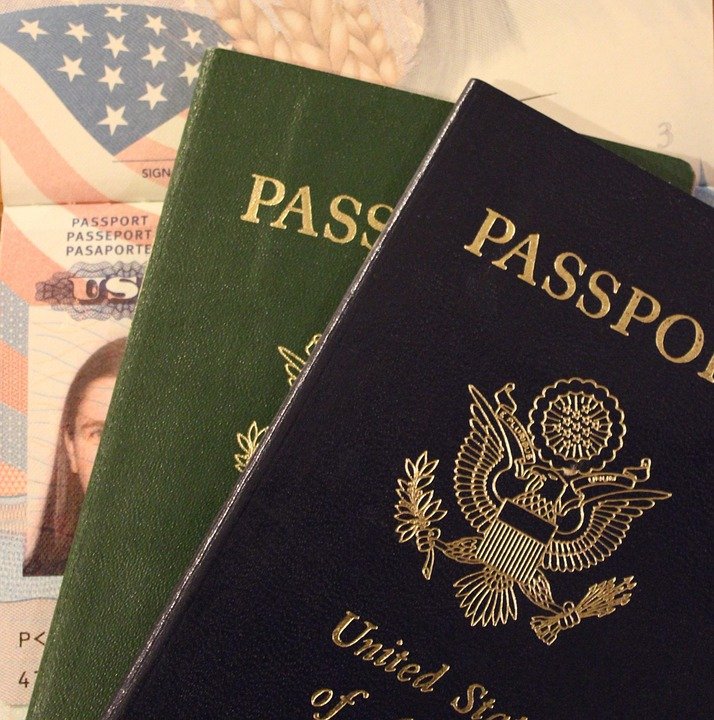 Parola de Facebook, posibilă condiție pentru obținerea vizei în SUA