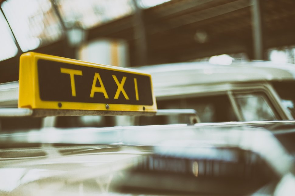  Haos în Italia. Taximetriștii se revoltă contra favorizării Uber