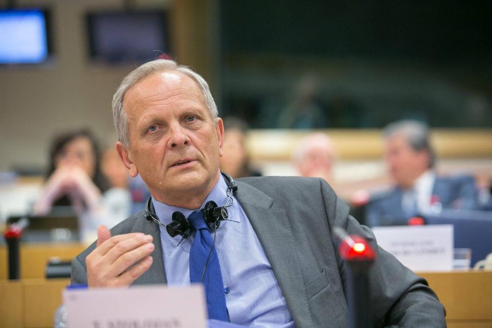 Europarlamentarul Theodor Stolojan: „Trebuie alegeri interne în PNL de urgenţă”