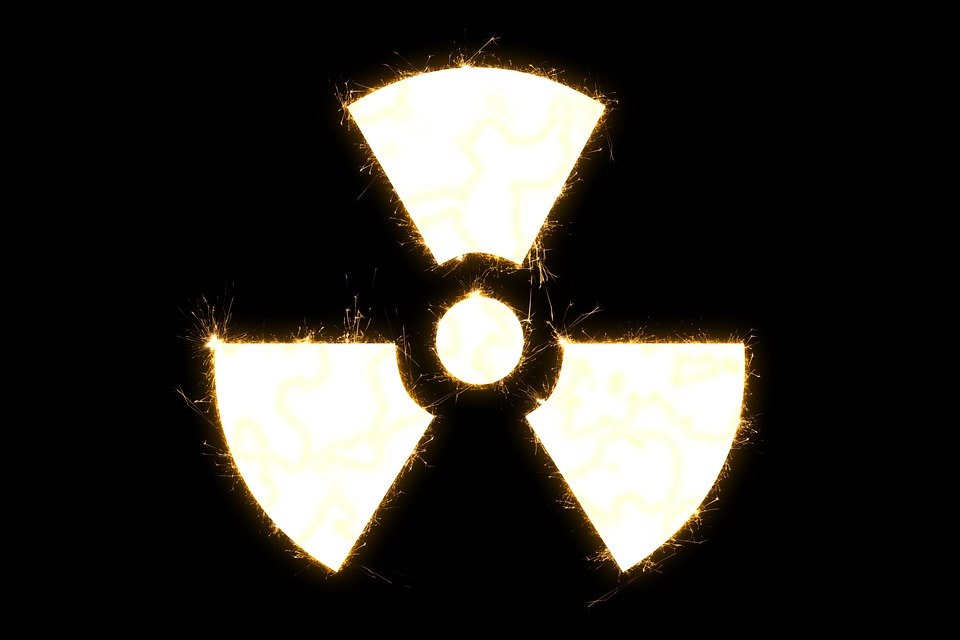 Particule radioactive suspecte, detectate în Europa. Adepţii teoriei conspiraţiei arată cu degetul spre Rusia