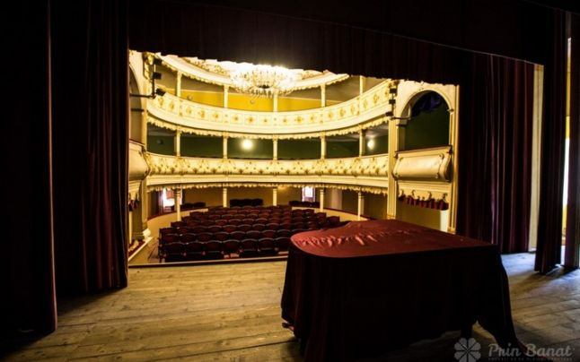 Unde se află cel mai vechi şi cel mai frumos teatru din România. Are 200 de ani şi a fost construit cu sprijinul Masoneriei 