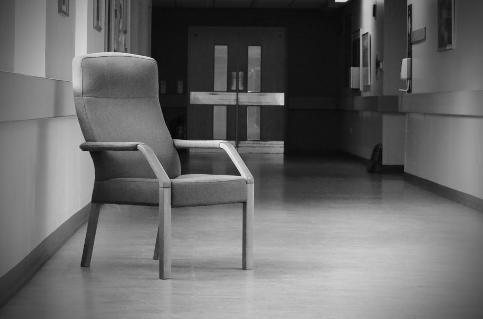 Spitalul judeţean din Slobozia, obligat să plătească despăgubiri de 500.000 de euro unui pacient