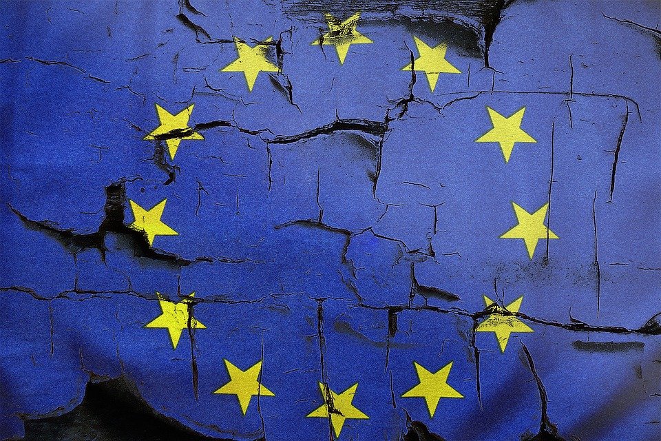 Scenariu sumbru pentru Uniunea Europeană. UE ar putea fi redusă la o simplă piață unică