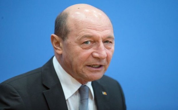 Băsescu: Ca preşedinte, nu ezitam să o demit pe Kovesi, după decizia CCR privind OUG 13