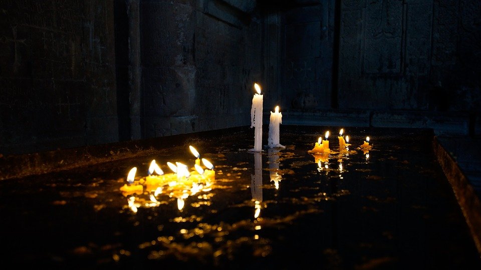 Doliu în Biserica Ortodoxă Română. Un preot a murit după ce a făcut infarct pe stradă