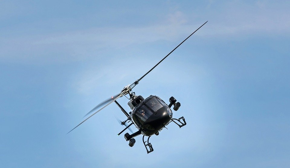 Japonia. Nouă morţi după ce un elicopter care participa la o misiune de salvare s-a prăbuşit 