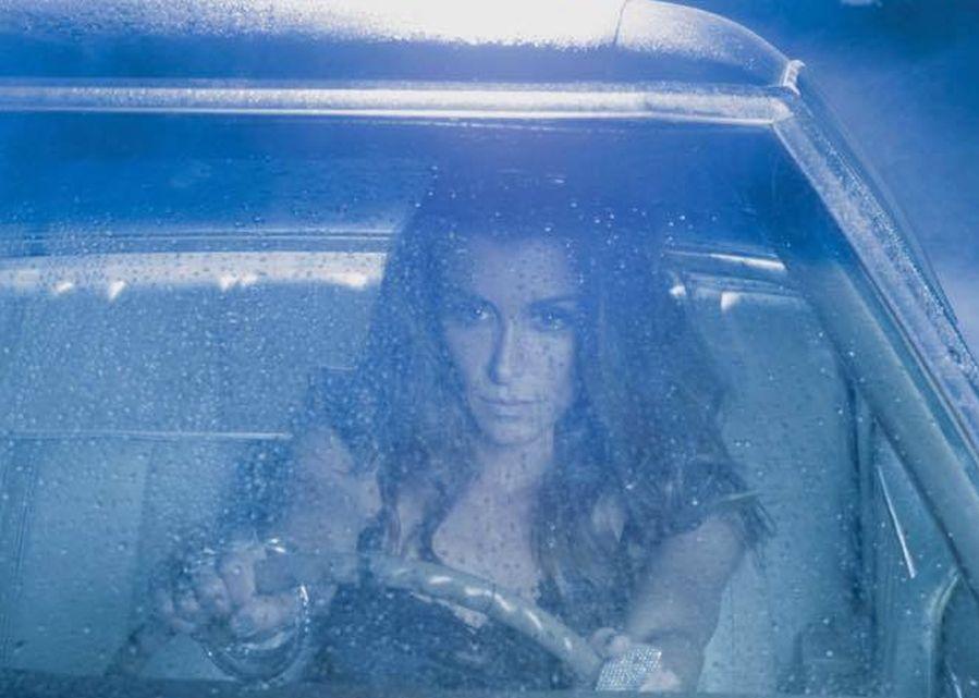  O cântăreață celebră, rănită într-un accident pe o autostradă 437239