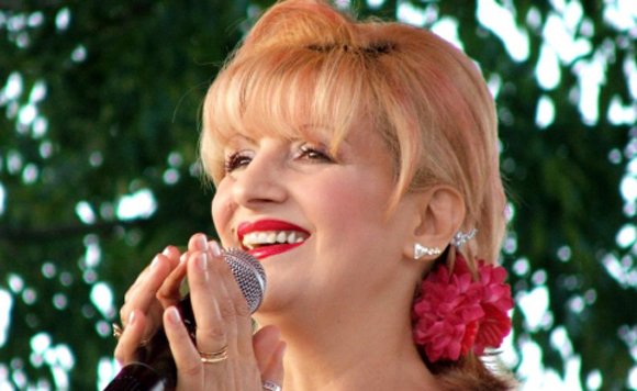 Cântăreața de muzică populară, Ileana Ciuculete, a murit în spital. Artista a făcut o ciroză dintr-o hepatită C