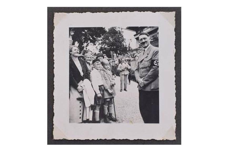 Adolf Hitler, fotografii ascunse de ochii publicului  438798