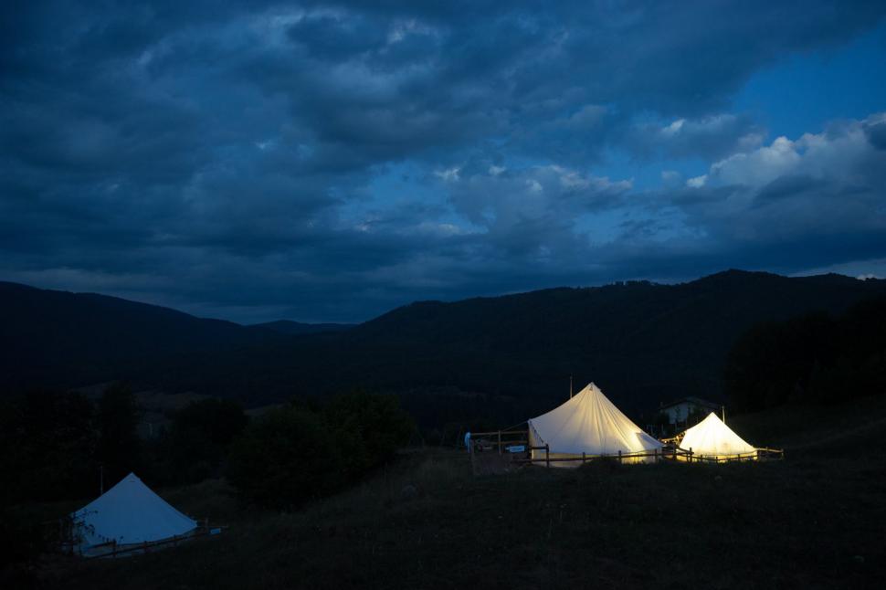  Cum arată primul camping de lux din România 440510