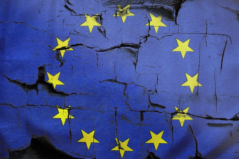 Avertismentul teribil venit din Franța: „UE va dispărea pentru că oamenii nu o mai vor!”
