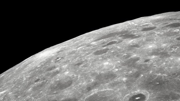 Descoperire majoră făcută de astronomi. Luna are o rețea de tuneluri subterane. Ce s-ar putea adăposti acolo 