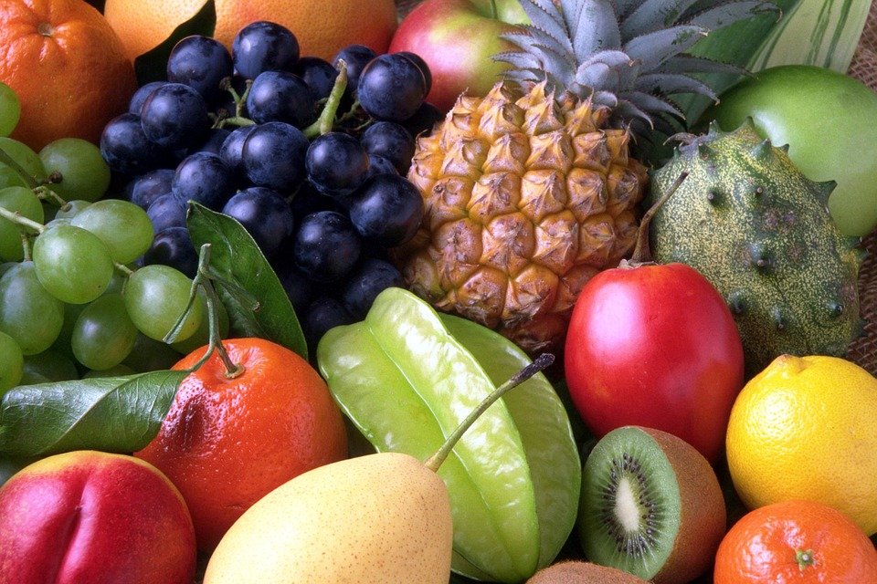 Ce se întâmplă în creierul nostru atunci când mâncăm fructe