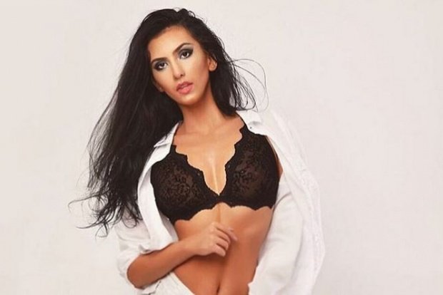 O româncă susține că și-a vândut virginitatea pentru două milioane de dolari