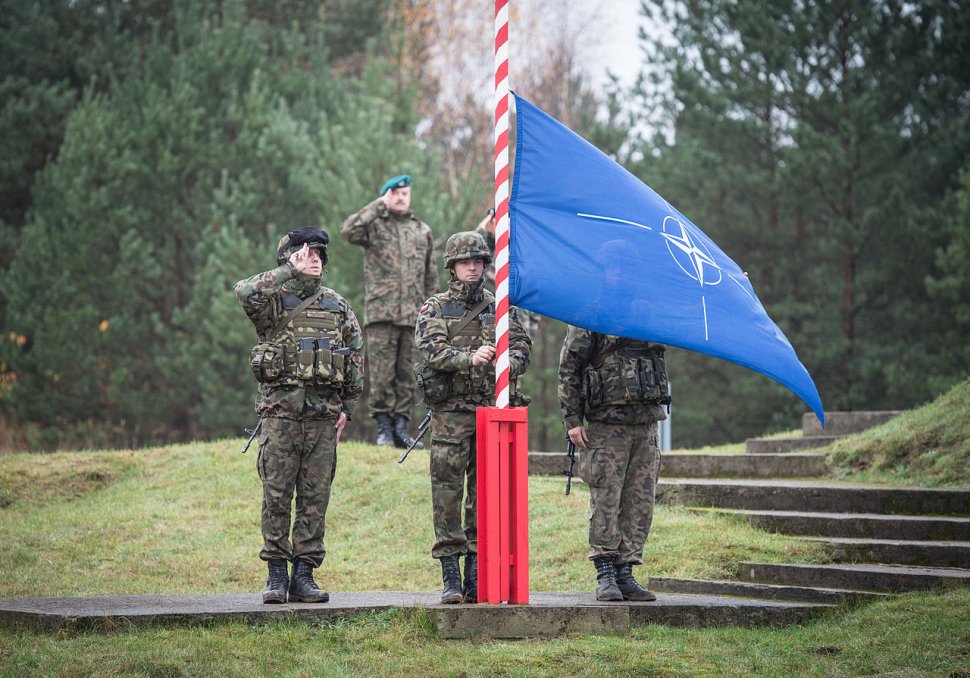 68 de ani de la punerea bazelor NATO
