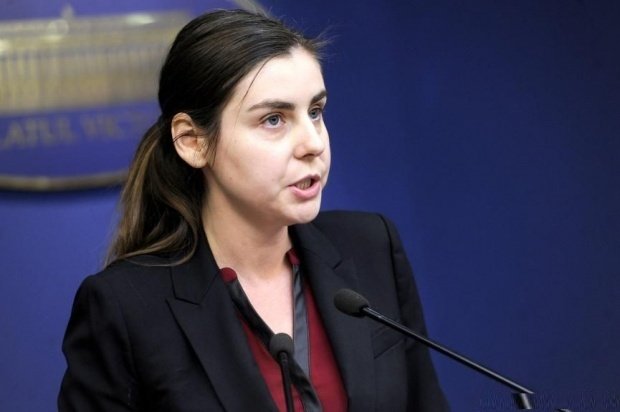 Ioana Petrescu: Majorarea salariilor bugetarilor va duce şi la creşterea veniturilor din privat