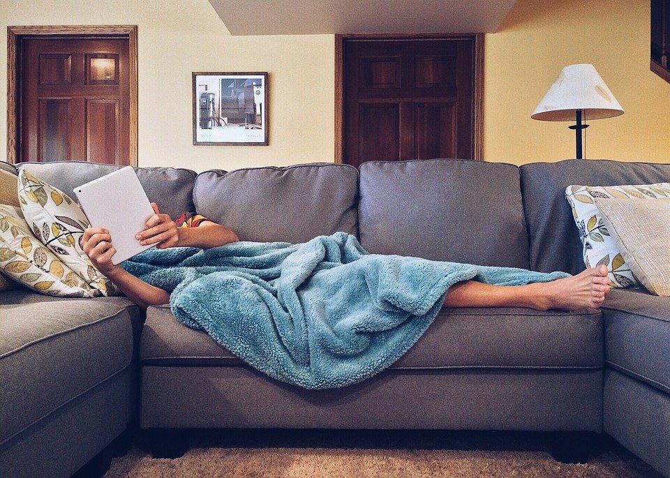 Pericolul din canapea. De ce tapițeria patului poate cauza cancer