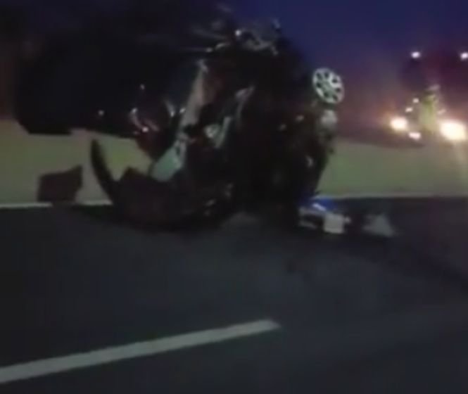 Accident teribil. Un şofer a murit după ce s-a răsturnat de mai multe ori cu maşina - VIDEO