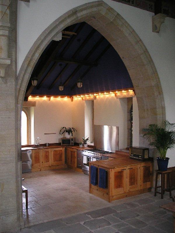 O biserică din 1792 a fost transformată în casă. Imagini incredibile din interior - FOTO 444203