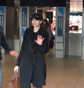 Monica Gabor a revenit în România! Toți au rămas mască la aeroport când a apărut așa 444410