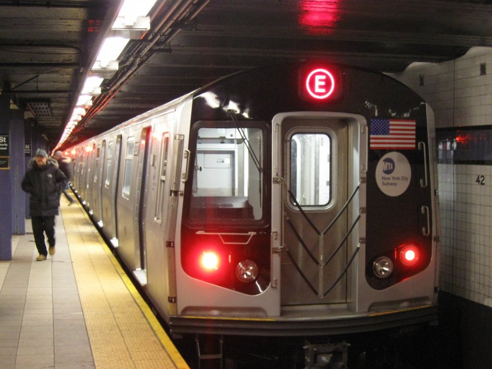 Panică la metroul din New York, după o simplă confuzie. 16 persoane au fost rănite
