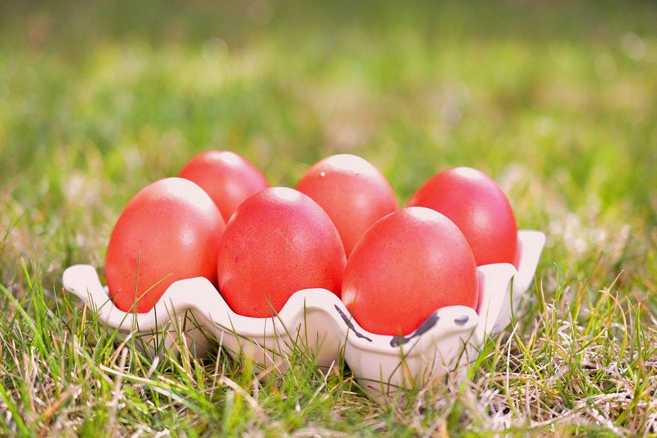 Paște 2017. Cât poți păstra ouăle de Paște în frigider