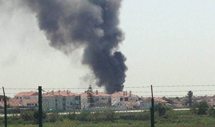 Un avion de mici dimensiuni s-a prăbușit într-o suburbie din Lisabona: Cinci morți