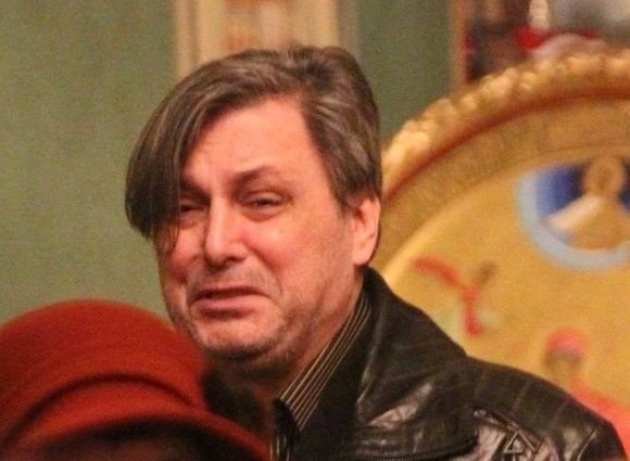 Cornel Galeș părăsește România, la 40 de zile de la moartea Ilenei Ciuculete