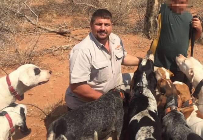 A plecat la vânătoare alături de câinii lui. Câteva ore mai târziu, animalele s-au întors singure în tabără. Șocant ce a descoperit Poliția 