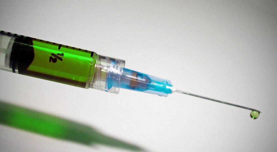 În plină criză de rujeolă, vaccinul pleacă la export 