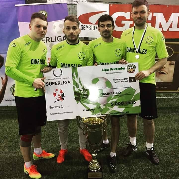 Foști campioni ai României au trecut pe teren mic și luptă pentru o sumă spectaculoasă în Liga Prieteniei