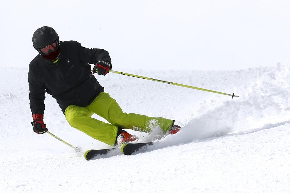 Pârtia Clăbucet din Predeal, redeschisă în weekend pentru schi 