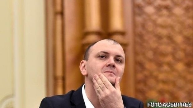 Pas important în extrădarea lui Sebastian Ghiţă. Ministerul Justiţiei a primit documentele de la instanţele de judecată