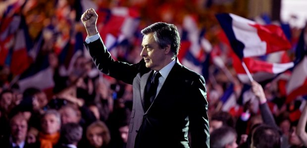 Alegeri prezidenţiale Franţa: Conservatorul Francois Fillon îşi recunoaşte înfrângerea şi anunţă că va vota pentru Macron