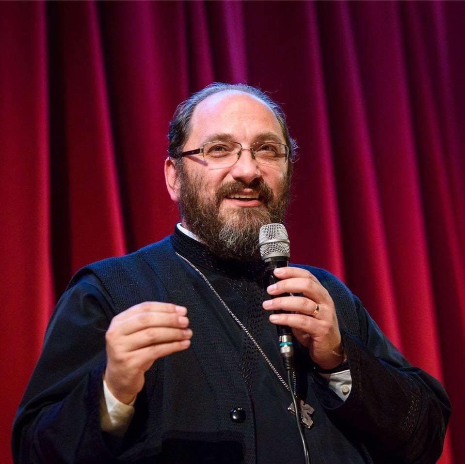 Părintele Constantin Necula, mesaj pentru părinți: „Cu bătaia nu faci raiul!”