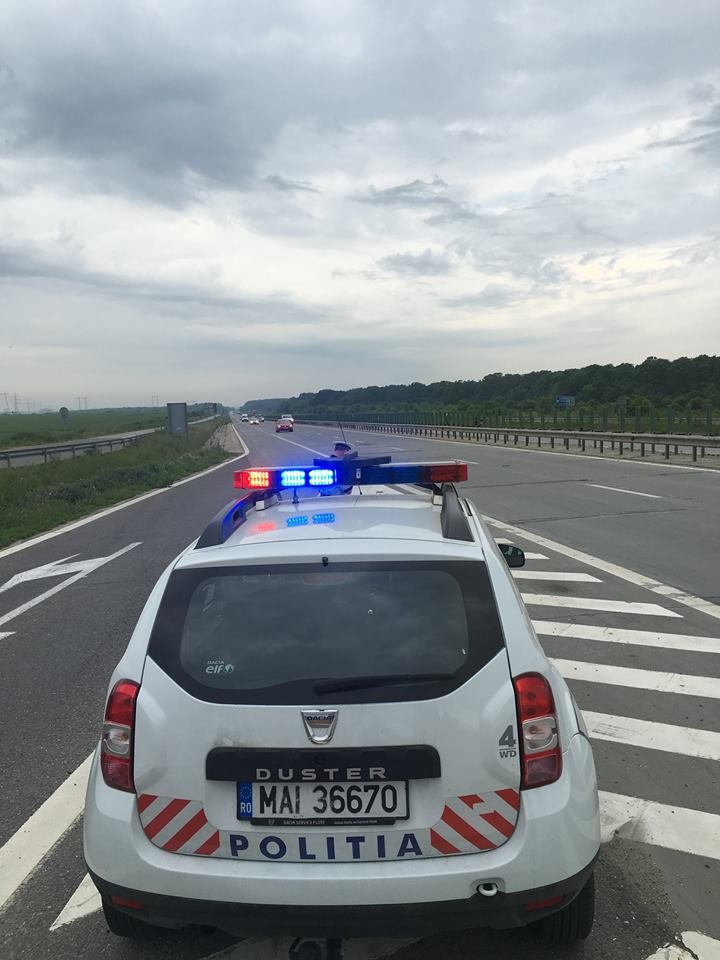 Şofer din Bucureşti, care a refuzat să oprească în Mangalia, prins cu focuri de armă și baraj pe șosea