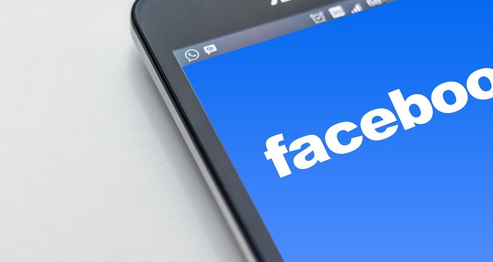 Facebook a lansat funcția așteptată de toți. Care sunt beneficiile utilizatorilor