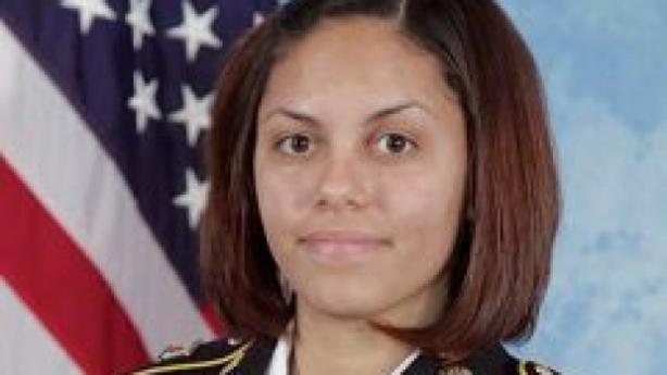 S-a aflat în locul nepotrivit, la momentul nepotrivit. Ultima fotografie realizată de o femeie fotograf în Afganistan înainte de explozia care i-a curmat viața 448384