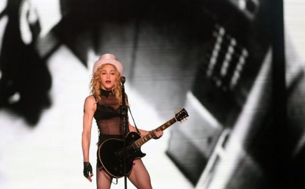 Madonna a postat pe Instagram o fotografie nud 